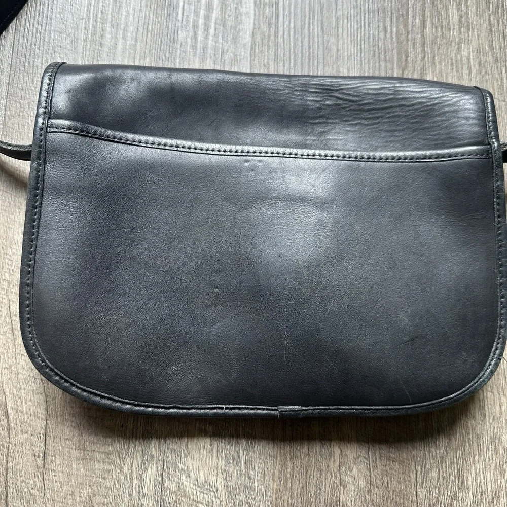 Vintage Coach Black Leather City Bag Purse 9790 Crossbody Very Clean!!!